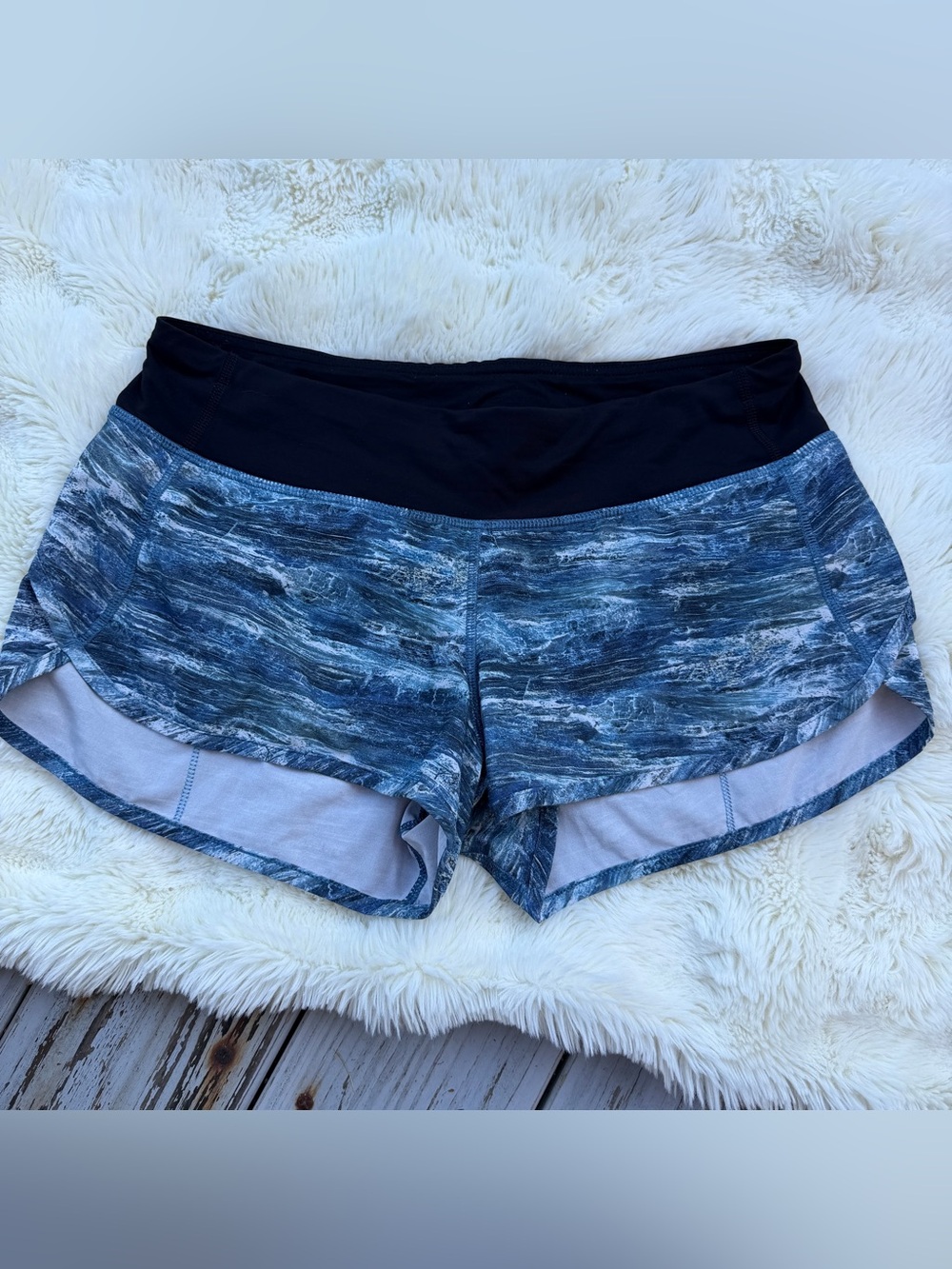 lululemon athletica Women's Speed Running Shorts